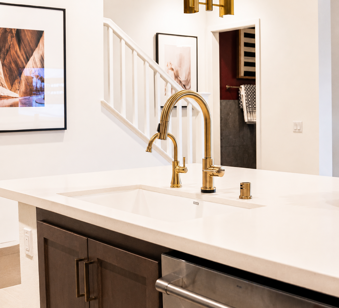 Polished gold kitchen faucet and reverse-osmosis drinking-water faucet installation